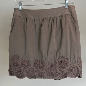 Size 4 skirt with pockets